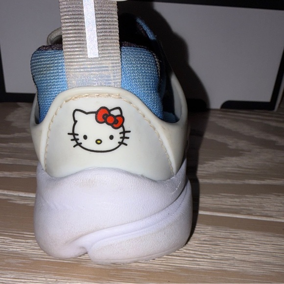 Nike Presto QS 7(TD) Hello Kitty Blue Kids Sneakers - Picture 9 of 11